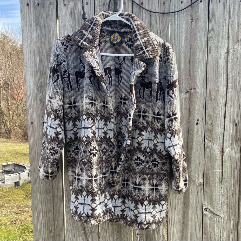 Sunbuster Fleece Jacket Deer‎ Snowflake Print Button Front Collar